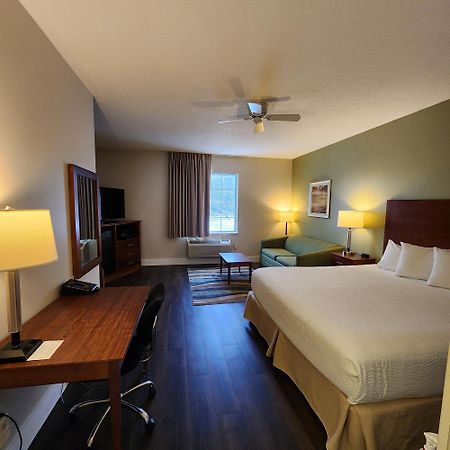 Baymont By Wyndham Mackinaw City Buitenkant foto