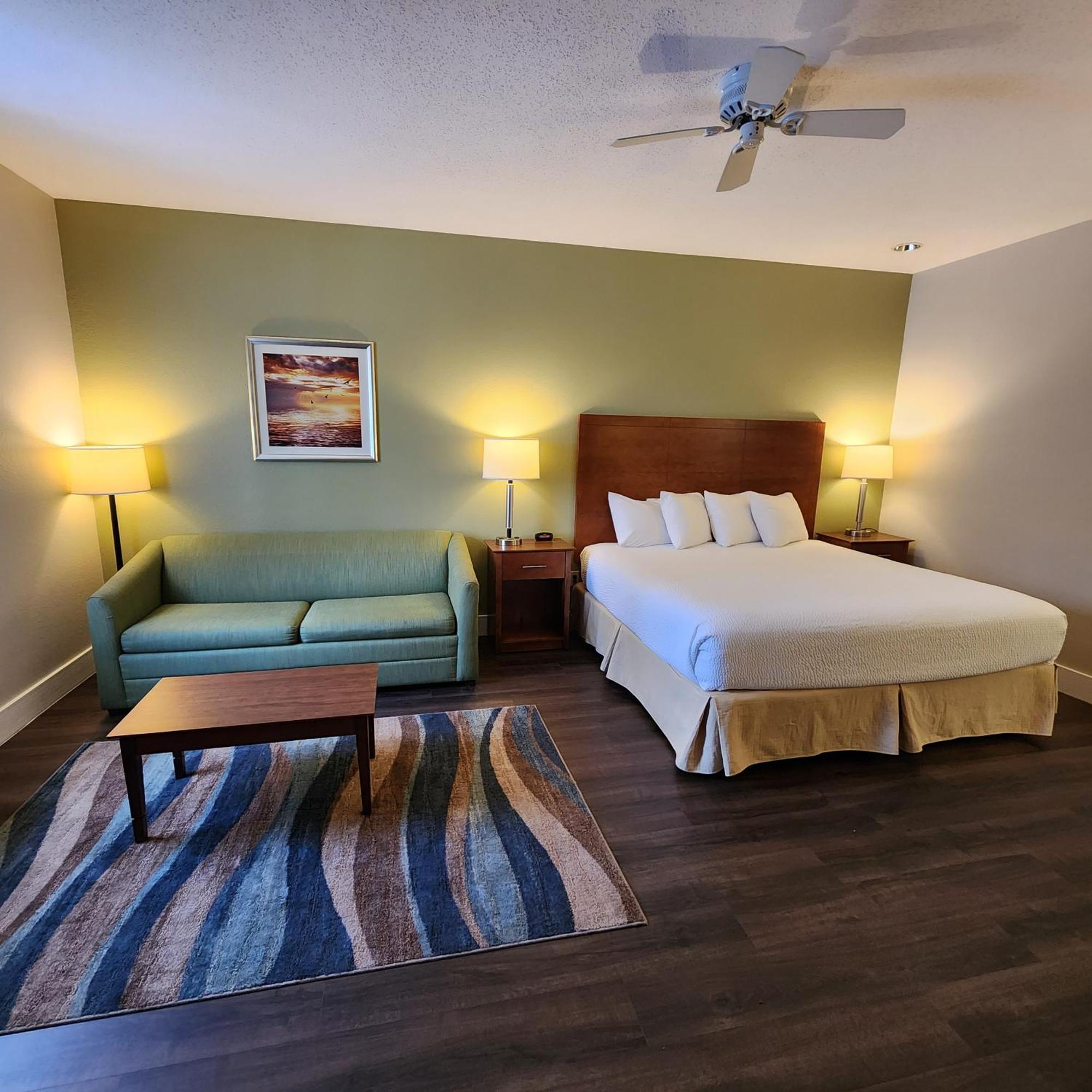 Baymont By Wyndham Mackinaw City Buitenkant foto